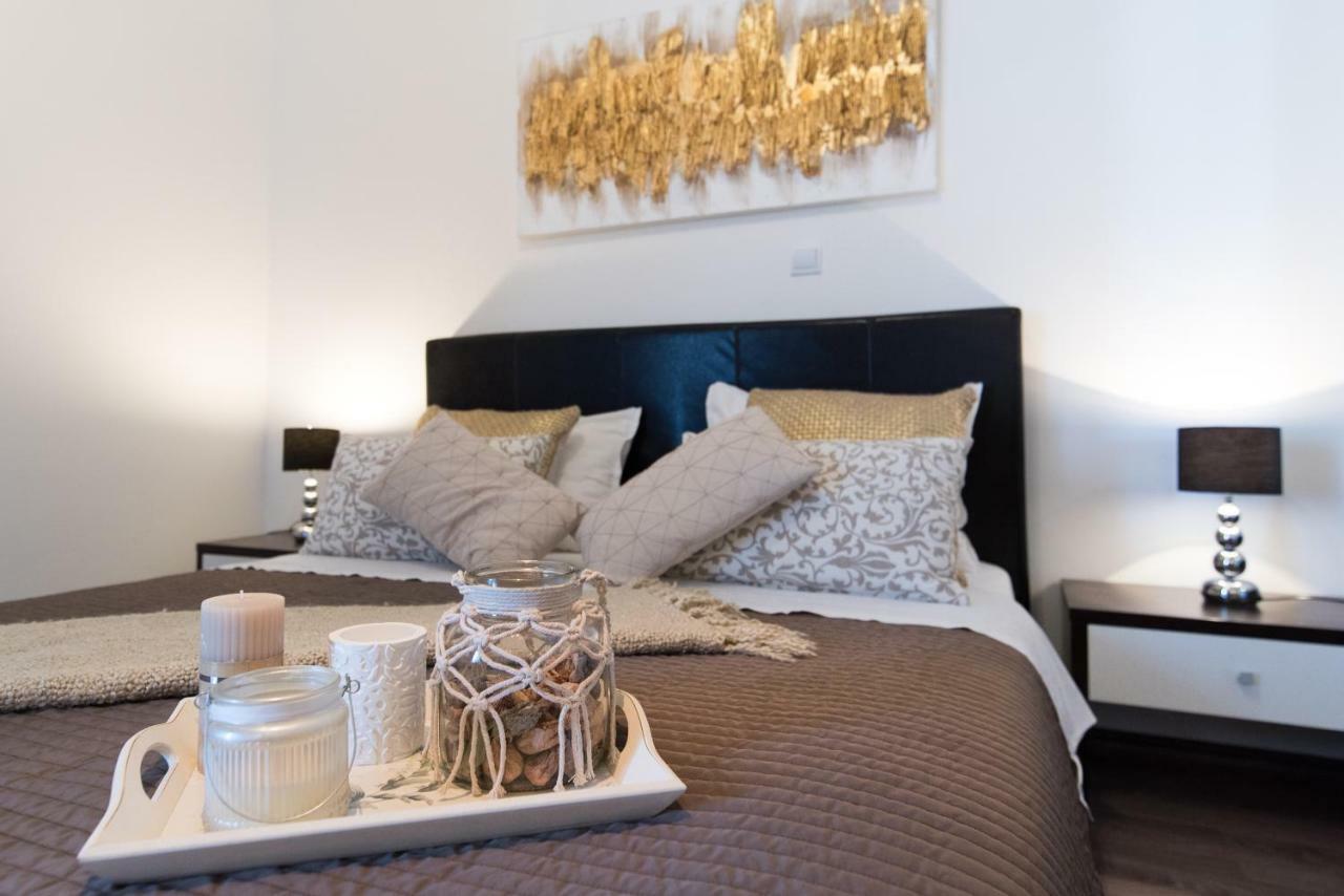 Apartments Nana Podstrana Eksteriør bilde