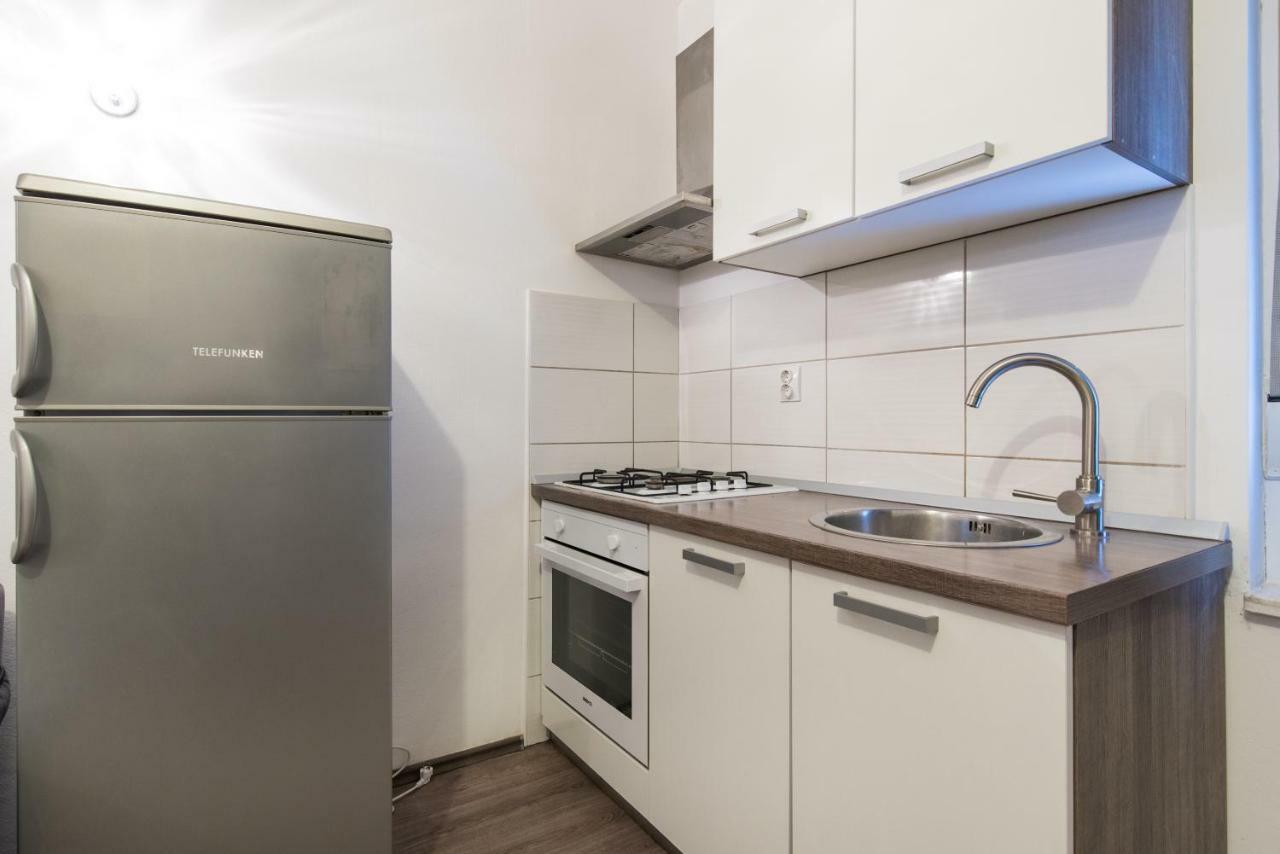 Apartments Nana Podstrana Eksteriør bilde