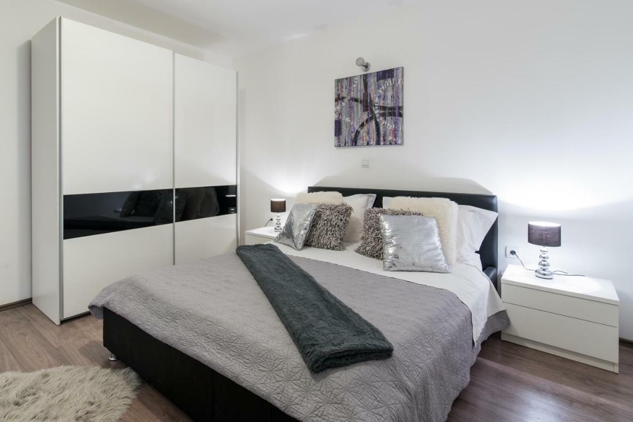 Apartments Nana Podstrana Eksteriør bilde