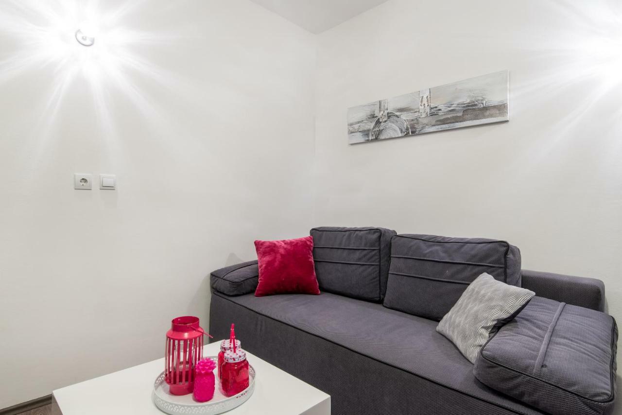 Apartments Nana Podstrana Eksteriør bilde